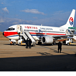 屯溪机场货运航空快运业稳步发展的原因是什么？